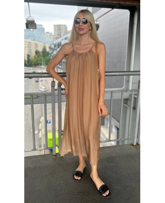 Бежевое платье на бретельках Anna Pepe AP 27М011