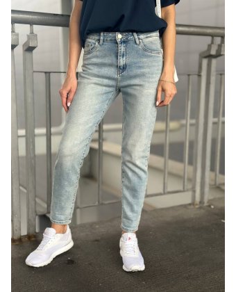 Женские голубые джинсы MOM FIT Anna Pepe AP SJ1544